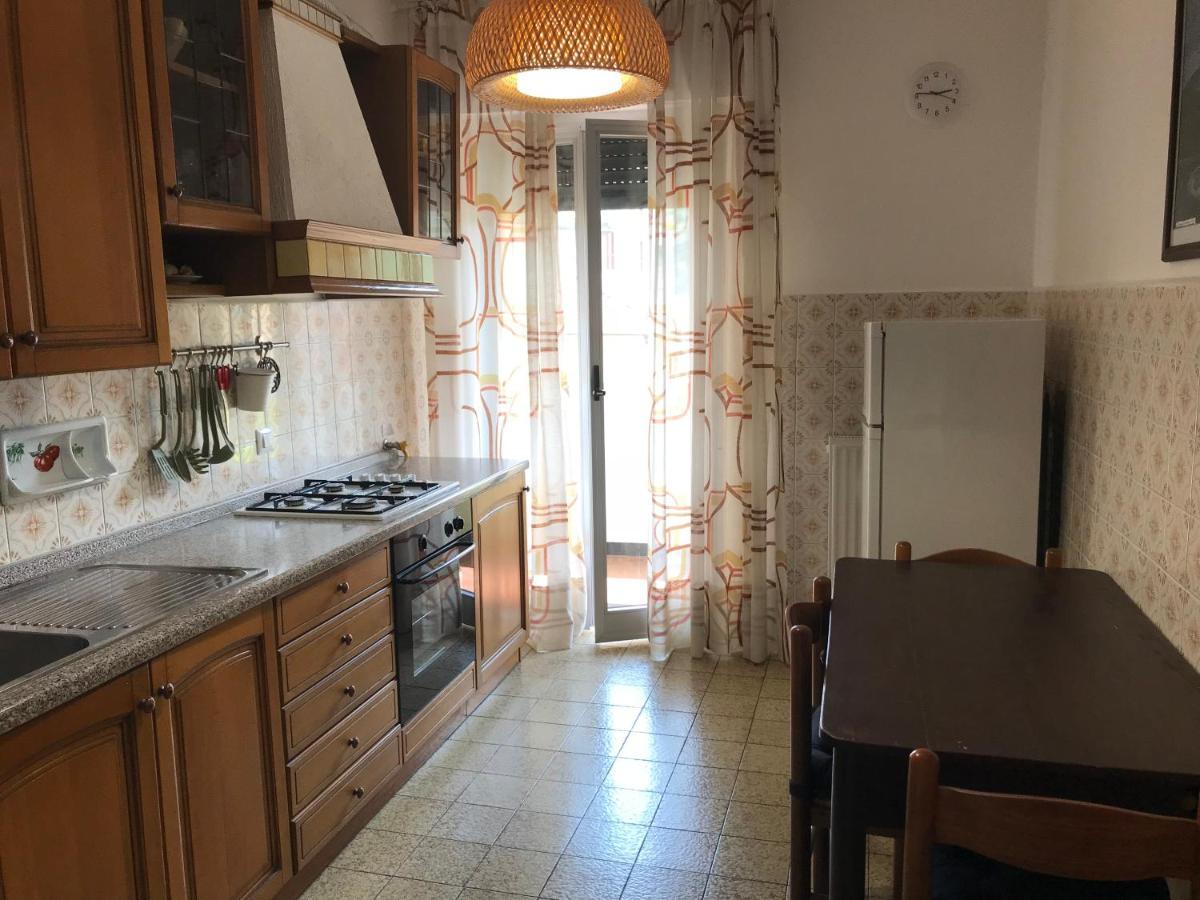 Ampio Trilocale Con Posto Auto Villa Sestri Levante Eksteriør billede