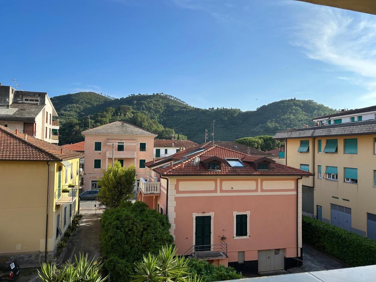 Ampio Trilocale Con Posto Auto Villa Sestri Levante Eksteriør billede
