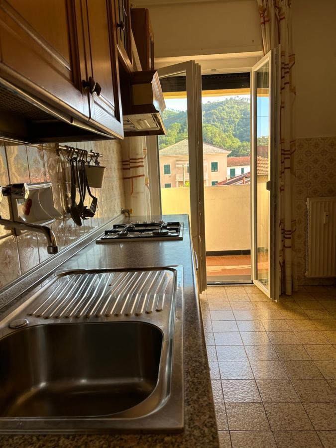 Ampio Trilocale Con Posto Auto Villa Sestri Levante Eksteriør billede